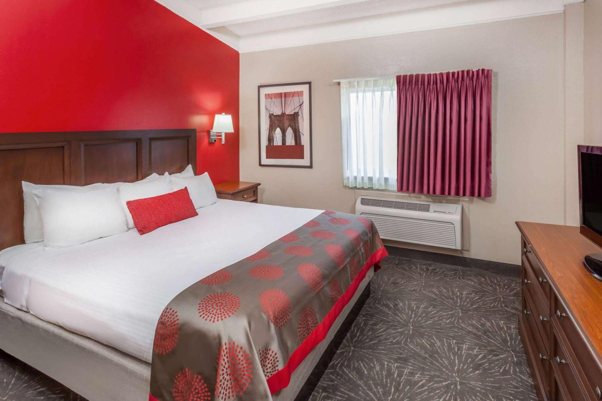 Ramada By Wyndham Hammond Hotel & Conference Center ภายนอก รูปภาพ