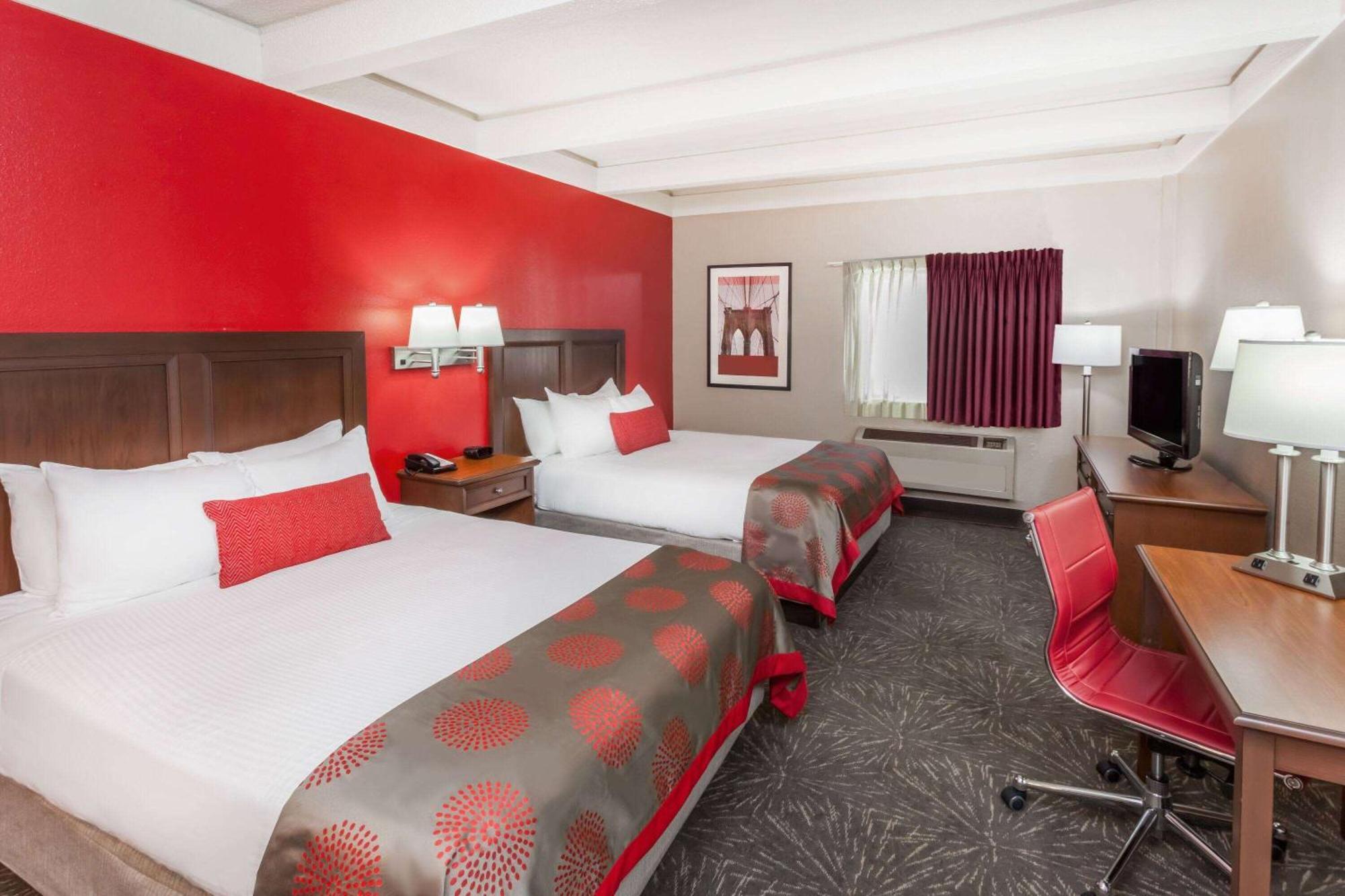 Ramada By Wyndham Hammond Hotel & Conference Center ภายนอก รูปภาพ